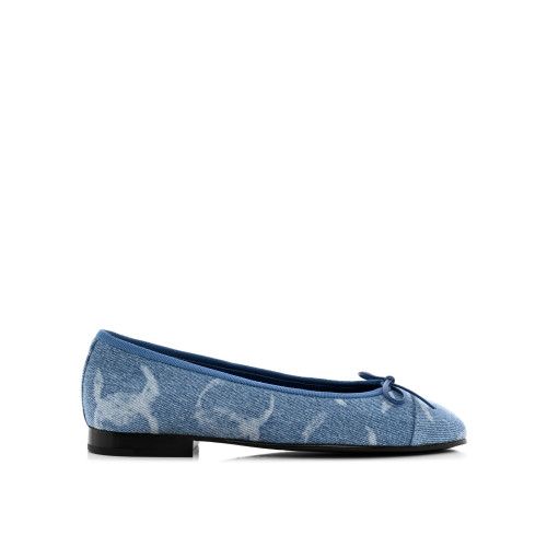 Chanels 23B Denim CC Logo Ballerina Flat Shoes
