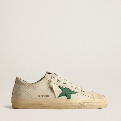 Golden Goose V-Star in glossy leather with green leather star
