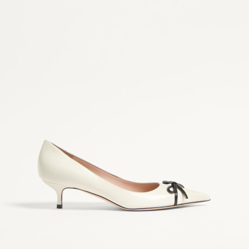 Valentino Garavani Bepointy patent leather and kidskin pump