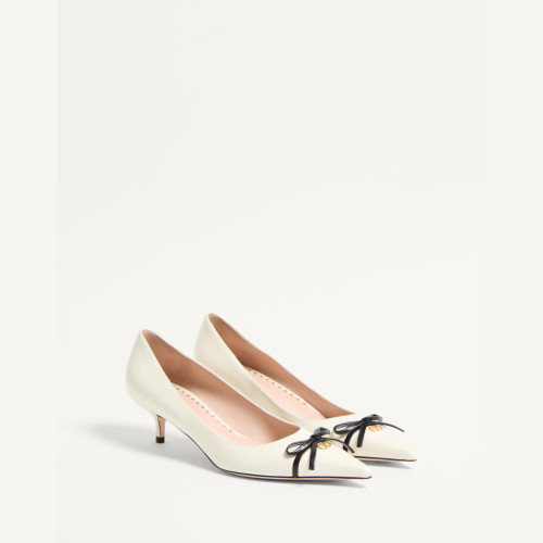 Valentino Garavani Bepointy patent leather and kidskin pump