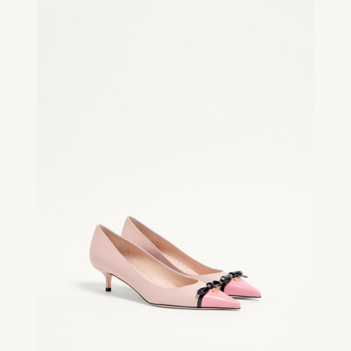 Valentino Garavani Bepointy patent leather and kidskin pump
