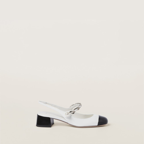 Miu Miu Two-tone patent leather slingback pumps