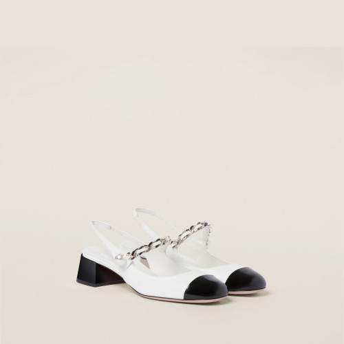 Miu Miu Two-tone patent leather slingback pumps