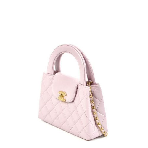 CHANEL CLUTCH WITH CHAIN