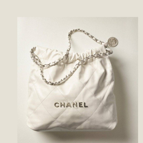 CHANEL 22 Small HANDBAG