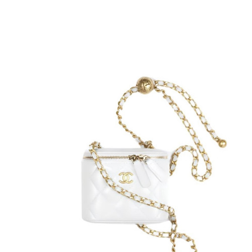 CHANEL CLUTCH WITH CHAIN