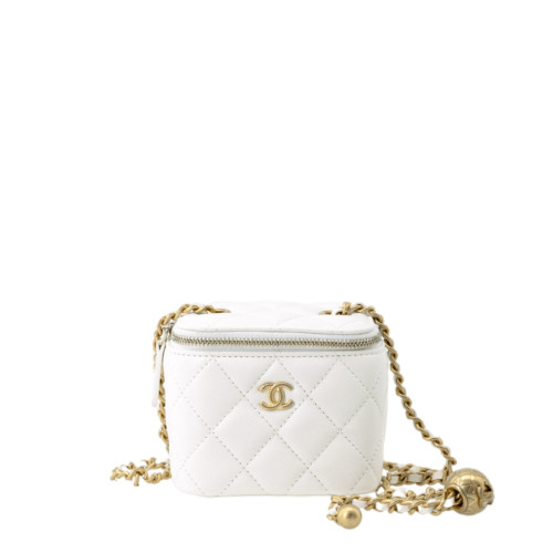 CHANEL CLUTCH WITH CHAIN