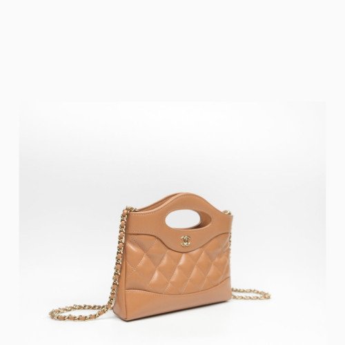 CHANEL CLUTCH WITH CHAIN