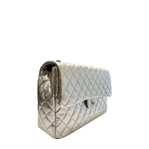 CHANEL FLAP BAG