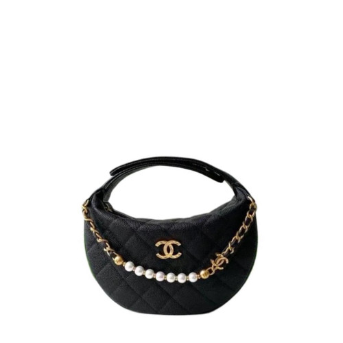 CHANEL POUCH