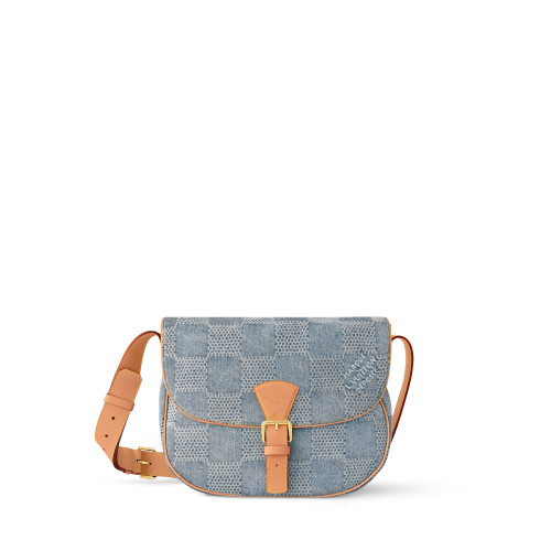 Louis Vuitton Montsouris Messenger MM