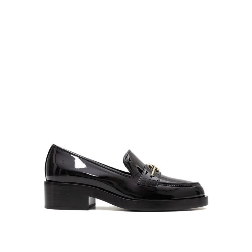 CHANEL CC Logo Paintings Leather Loafers