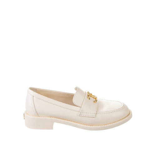 CHANEL White Interlocking CC Logo Patent Lauper