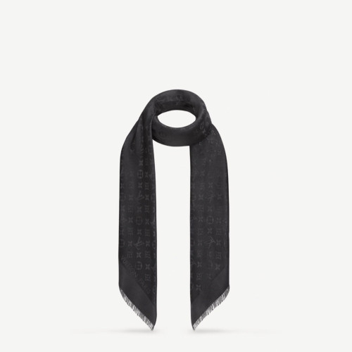 Louis Vuitton Monogram Classic Shawl