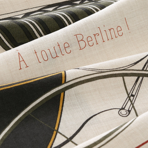 Hermes A Toute Berline shawl 140