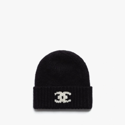 CHANEL cc logo cashmere Beanie