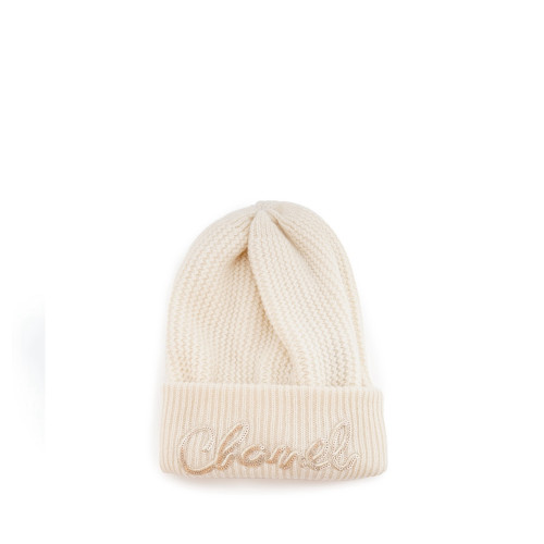 CHANEL 22A Beanie Lettering Cashmere