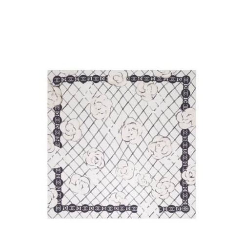 CHANEL 19A Camellia CC Logo Scarf White Black